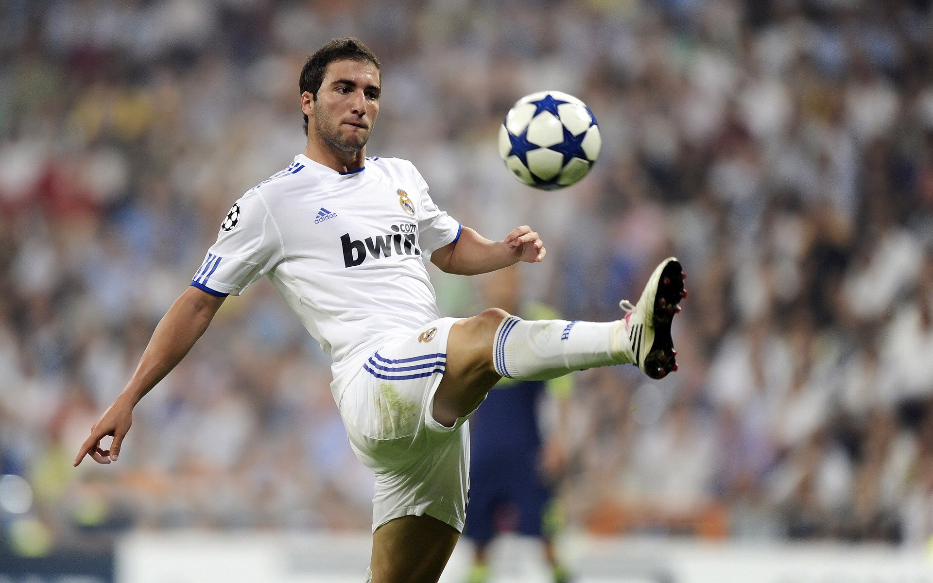 EDG球员个人技术提升明显，edg现役选手